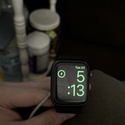 Apple Watch Series 5 