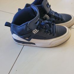 Size 10 Mens . Jordans $30