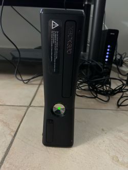Xbox 360 Slim