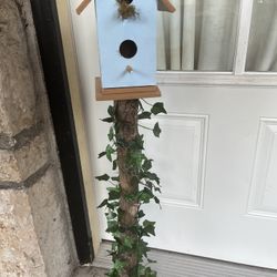 Wood Bird House 