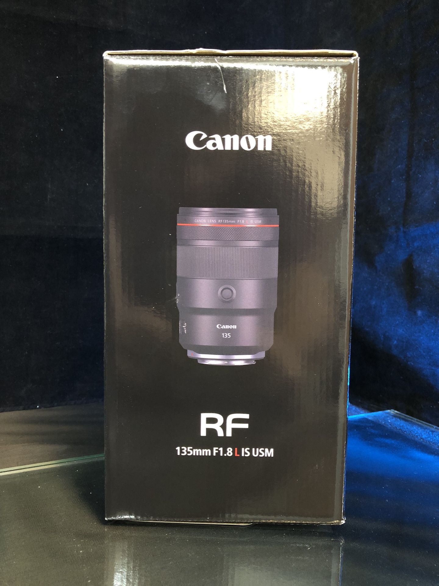 Canon135mm RF f/1.8 L IS USM Lens