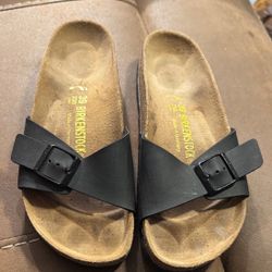 Birkenstock Sandals Size 39/8 