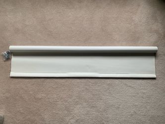 JC PENNEY WHITE ROLLER SHADE, 45W x 68H x 2D, WORKS GREAT!