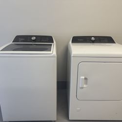 Whirlpool Washer And Dryer Set