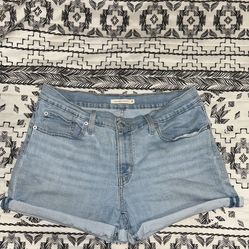 Light Blue Wash Levi Shorts (size: 31) 