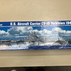 Trumpeter Aircraft Carrier CV 10 Yorktown