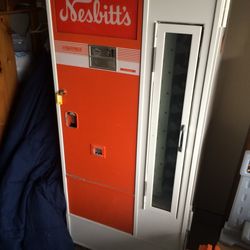 Nesbitt's Coke Machine