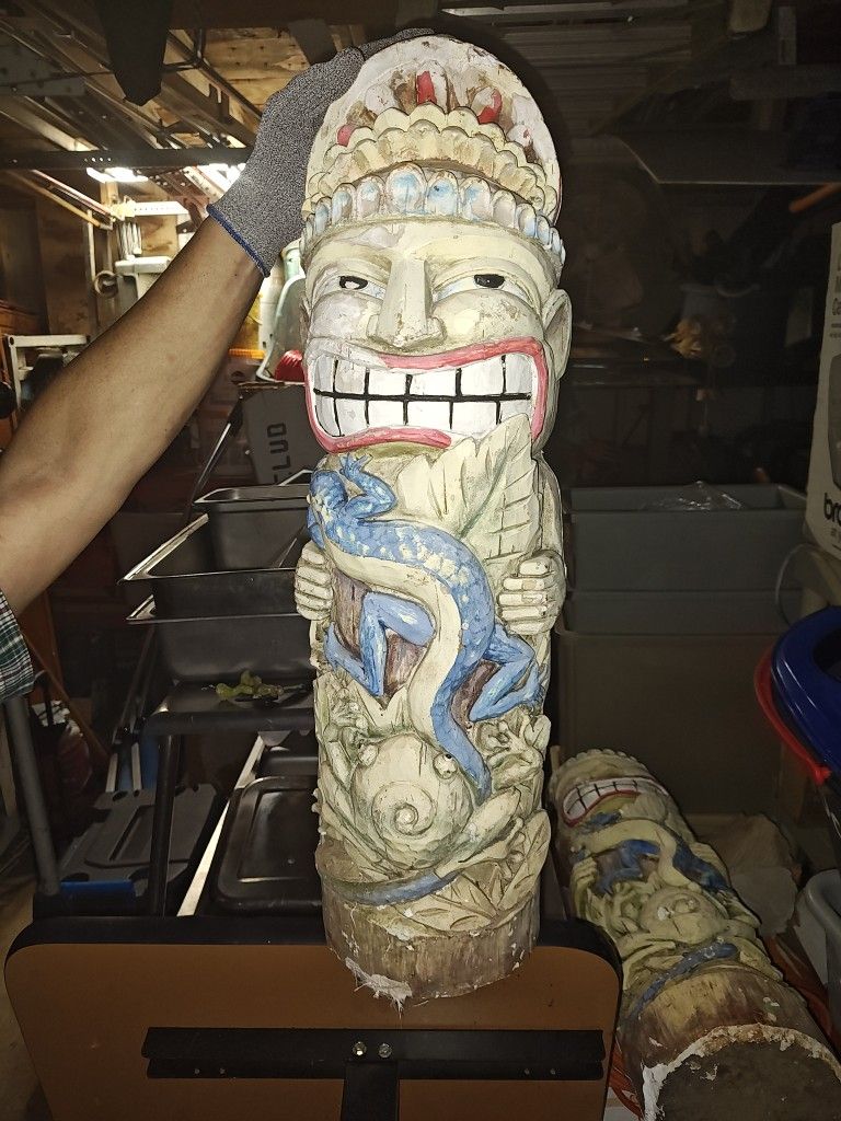 30" Tiki Totem Pole Carved Ceramic Ceremonial Tribal with Lizard and Frog