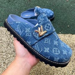 lv clogs (blue)