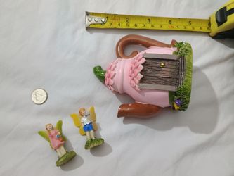 5 INCH PINK FLORAL PINEAPPLE HOUSE WITH 2 SMALL FAIRES