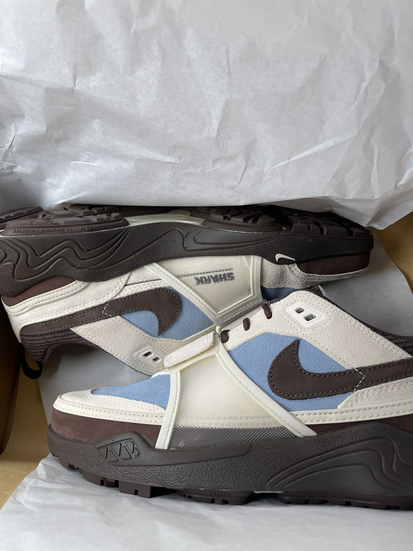 Travis Scott X Nike Zoom Field Jaxx Leche Blue 10.5