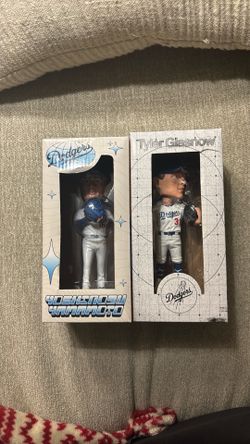 Yamamoto/Glasnow bobbleheads