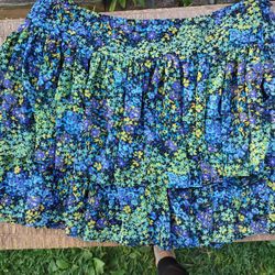 Very Cute Flowered Ruffled Layered  Skirt, Size 8 , New, Too Small For Me..