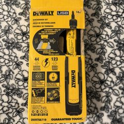 DeWalt USB Cordless Screwdriver Set