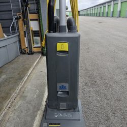 Profesional Cleaning Vacuum 