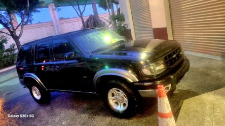 1999 Ford Explorer