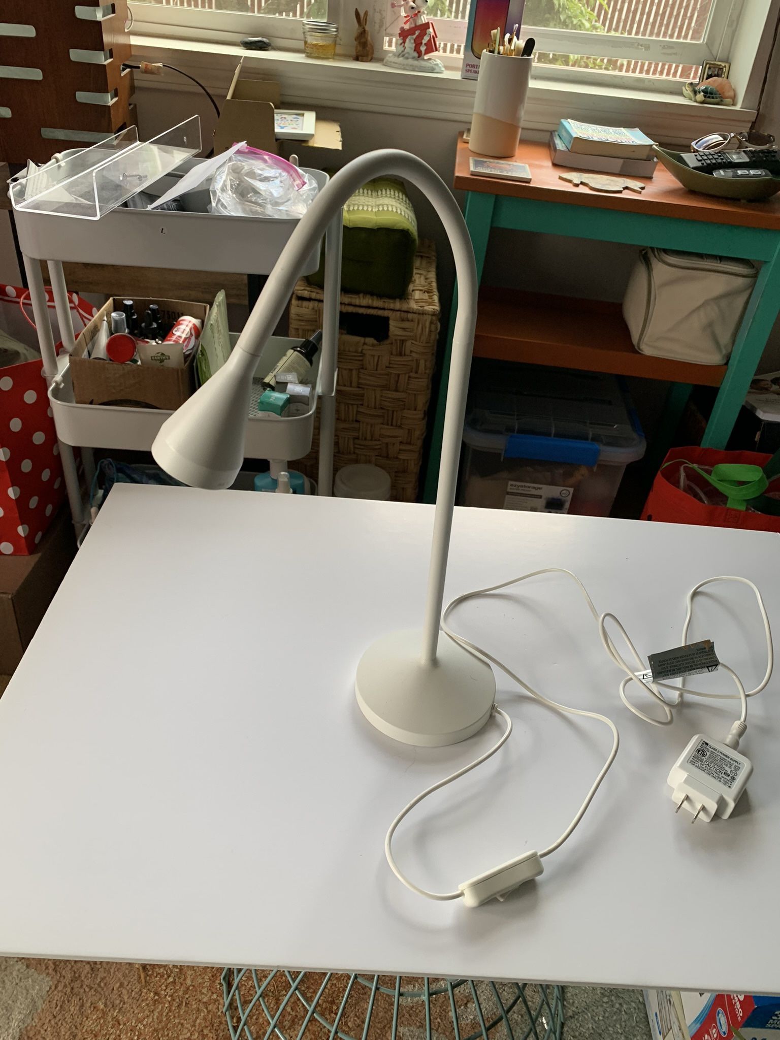 Flexible White Table Lamp