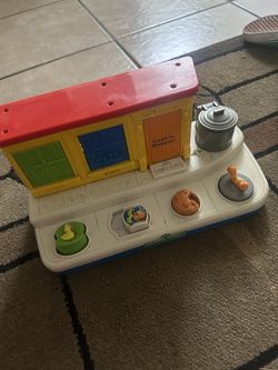 Elmo Pop Up Toy