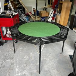 Poker Table