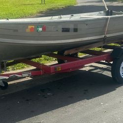 Spectrum 14ft alumimun boat with perm. trailer, regis. thru 12/ 2023, Summer ready 