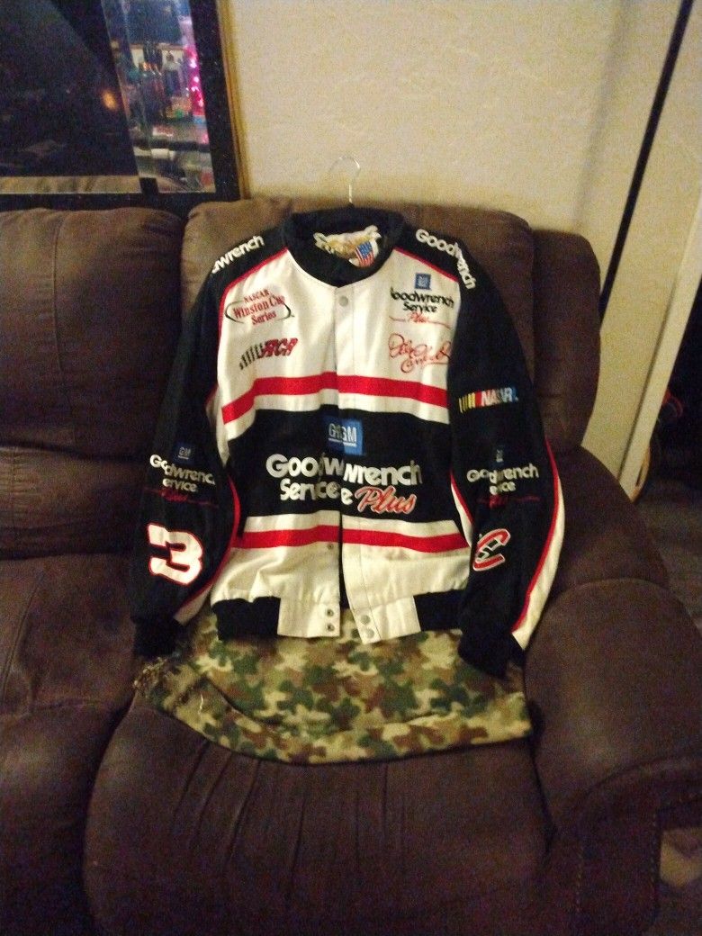 Brand New Large Collectors Item NASCAR Jacket Number Three Dale Earnhardt