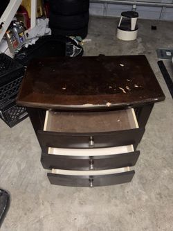 Nightstand 