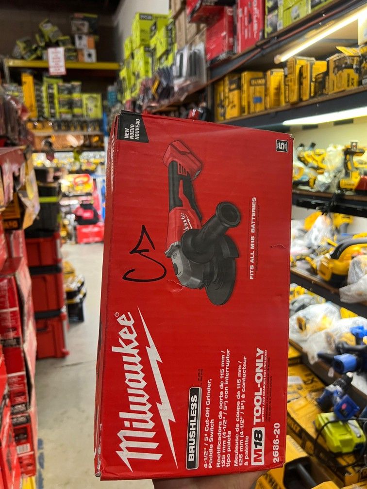 Milwaukee M18 Cordless Grinder Brushless $139