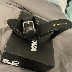 Chunky Strap Buckled Sandal Heel