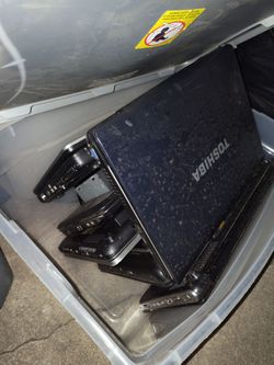 Laptop Bundle {Untested} For Parts Or Project