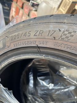 Michelin 17 inch tire. 225 45 17