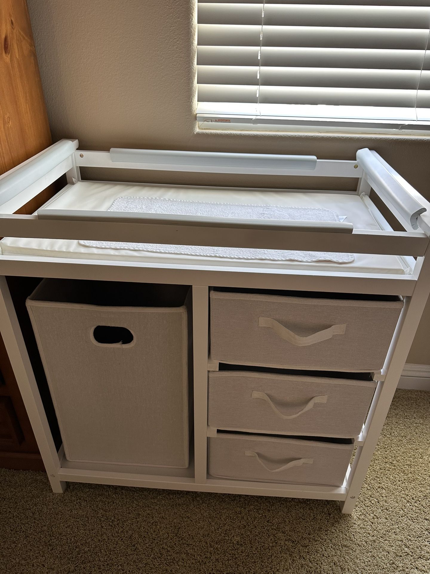 Baby Changing Table With Drawers And Laundry Basket