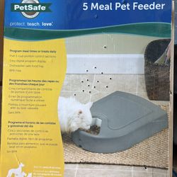 Pet Feeder