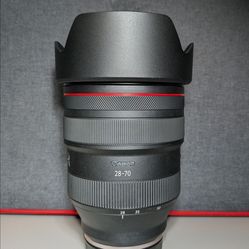 Canon RF 28-70mm f/2 L USM Zoom Lens with Hood, Cap, Pouch, Box