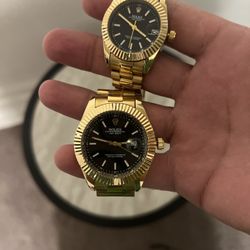 Men's and women's watch set