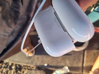 Apple AirPods Pro Generation 2
