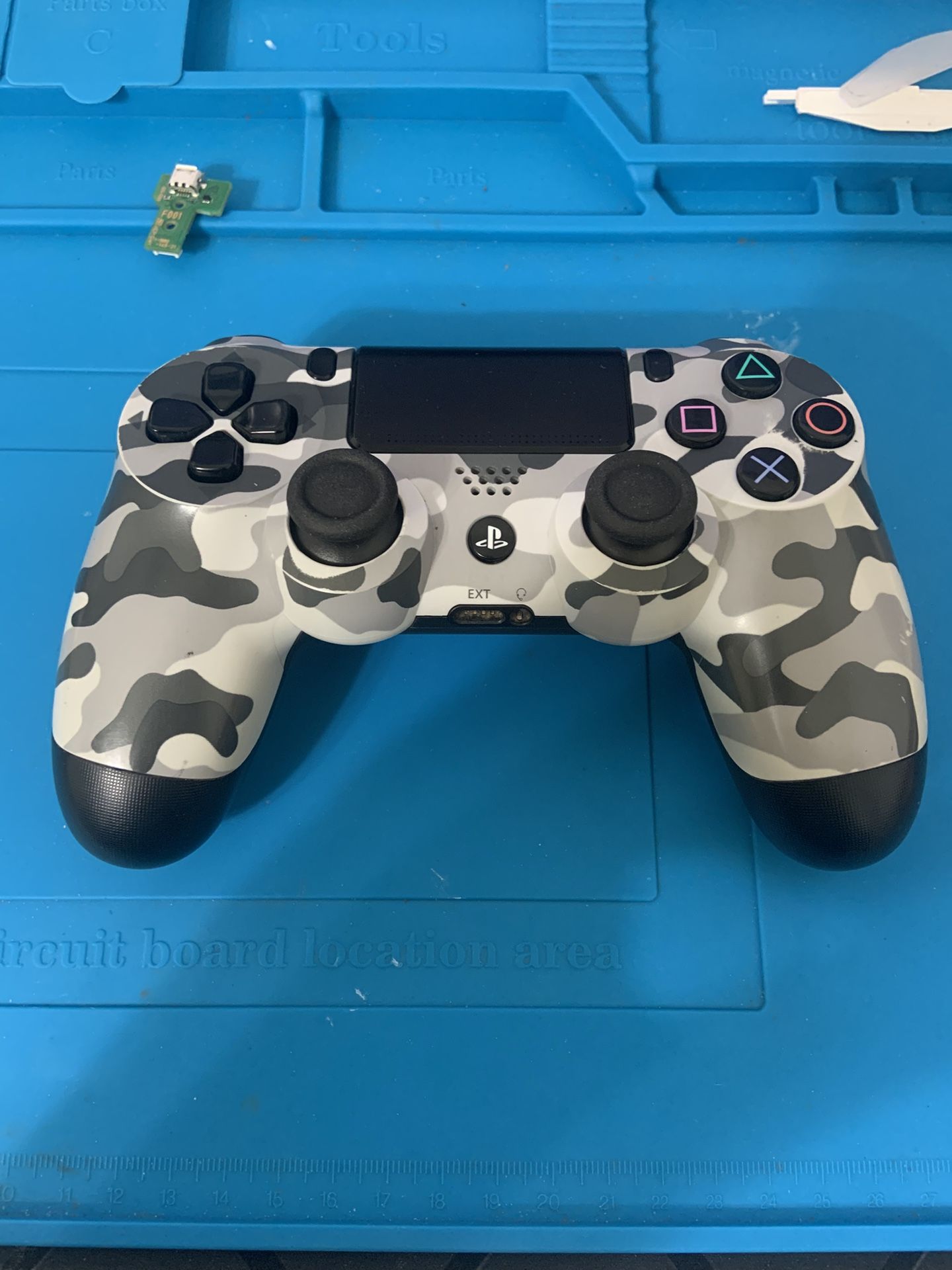 PlayStation 4 Controller