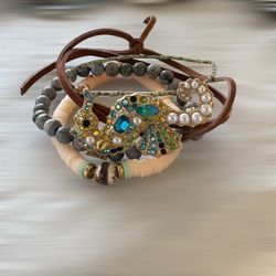 𝒞𝓊𝓈𝓉𝓊𝓊𝓊𝓂 B𝓇𝒶Celeste