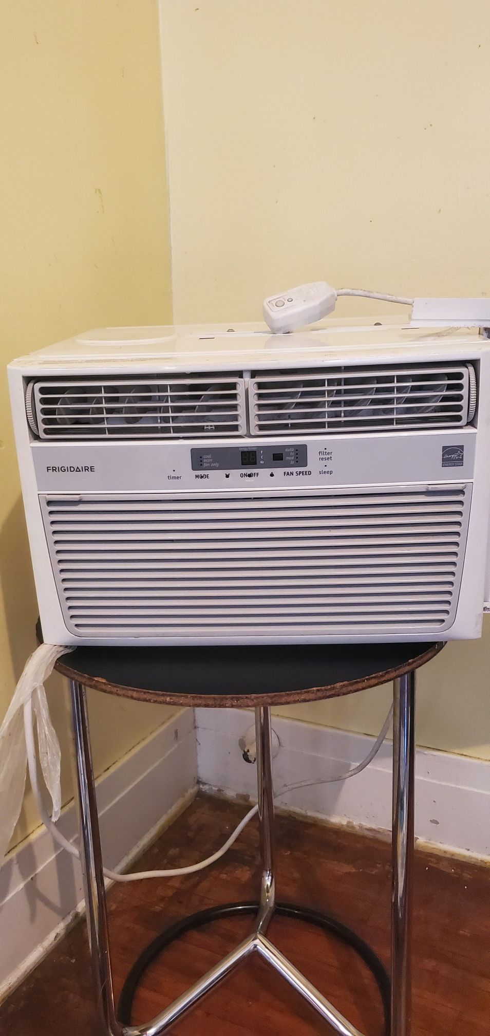 AC Air conditioner