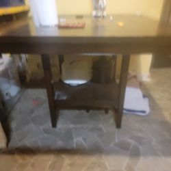 Kitehen Table w/ 3 Chairs