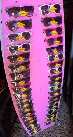 Wholesale sunglasses & display