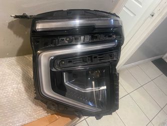 2025-2026 Chevy Tahoe suburban left headlight