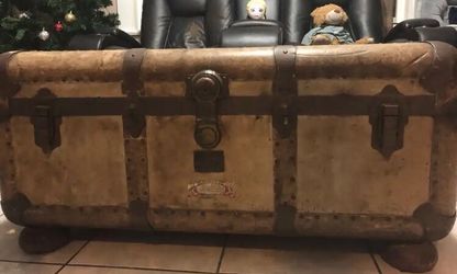 Vintage Steam Trunk Coffee Table
