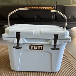 20 L Yeti Cooler W/Handle 