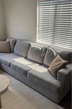 Sectional couch