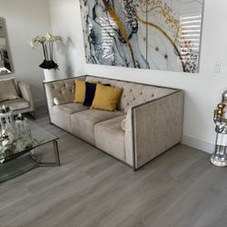 Sofa, 2 Accent Chairs, Coffe Table And Bench 