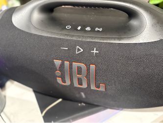 Jbl boombox