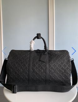 Brand New.  Gorgeous Leather Weekender Bag
