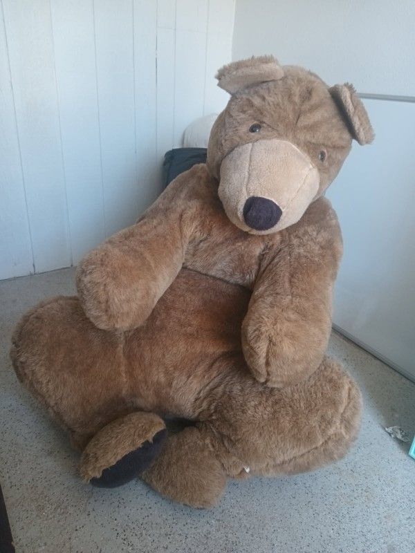 Giant Bear