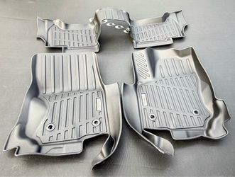 New in Box - 2025 Toyota 4Runner Floor Mats - Black