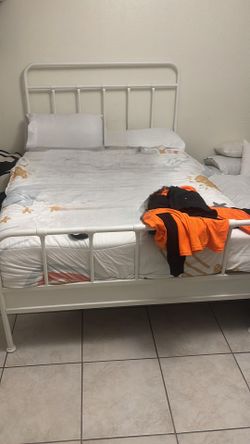 Cama